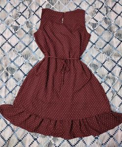 Chic Maroon Polka Dot Dress