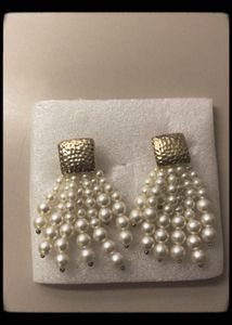 Chic Pearl Dangle Earrings