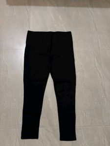 Classic Black jeggings