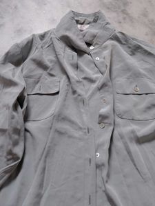 Elegant Women's Collared Shirt