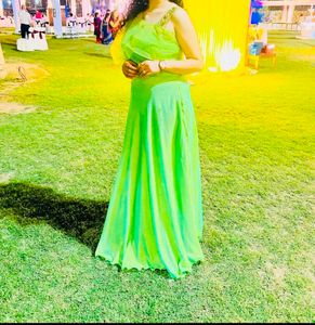 Green One-Shoulder Crop Top Dress