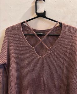 Chic V-Neck Knitted Sweater