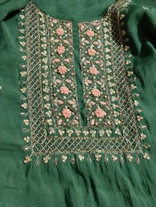 Green Kurti