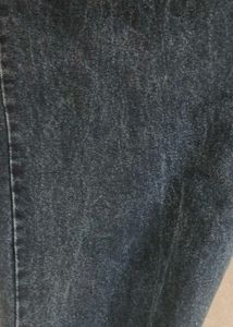 Stylish Black Cargo Jeans