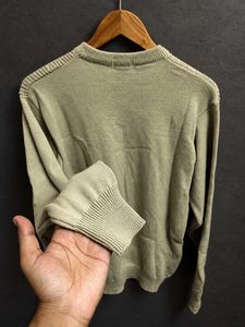 TRENDS Premium Cable Knit  Sweater