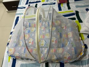 Cute Baby Bed with Mosquito Net