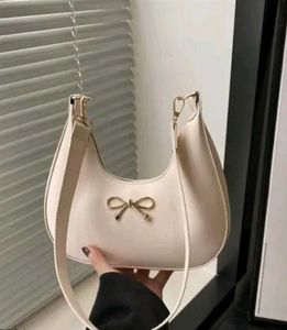 Chic White Hobo Bag with Bow Accent