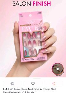 Ombre Press-On Nails with File