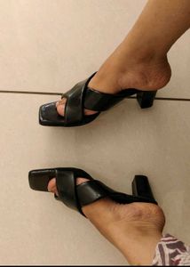 Black Zudio Criss-Cross Heels