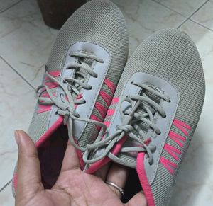 Stylish Grey &amp; Pink Sneakers/ shoes