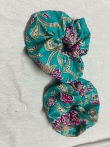 Boho Floral Print Scrunchies (Set of 2)
