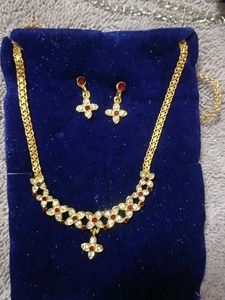 Pearl and Crystal Flower Jewelry Set
