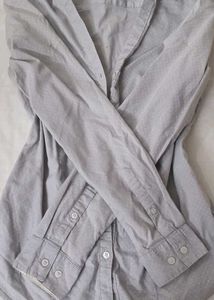 Classic H&amp;M Grey Button-Down Shirt