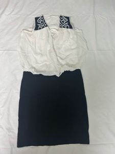 Chic White &amp; Black Sleeveless Dress