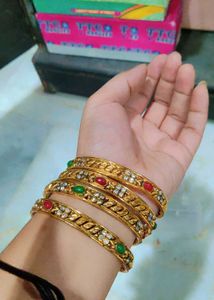 Gold-toned Bangle Set