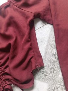 Maroon Ruched Balloon Sleeve Crop Top