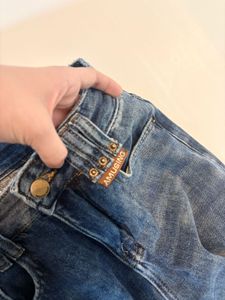 Ultra High Waist Jeans