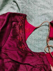 Hand Embroidery Blouse Elbow Pot nec