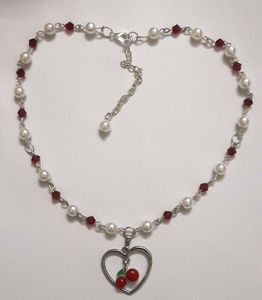 Elegant Cherry Pearl Necklace