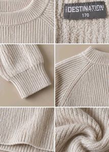 RIBBED MOCK NECK SWEATER