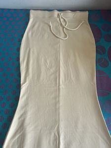Elegant Beige Saree Petticoat