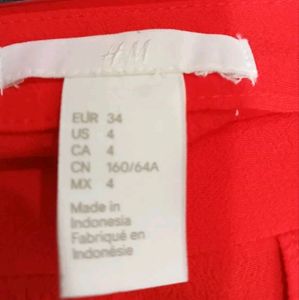 Womens H &amp; M Red Ruffle High Waisted Short