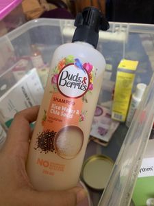 Buds And Berries Shampoo