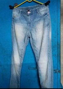 ....pack of 2 jeans....