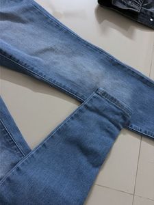 Light Wash Skinny Jeans
