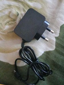 RB Gold Mobile Charger