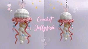 Handmade Crochet Bag keychain.💓