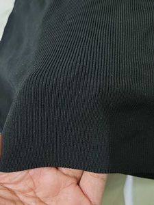 Classic Black Sleeveless V-Neck Top