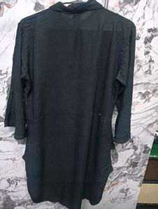 Chic Black 34, 🎽 Embroidered Kurta
