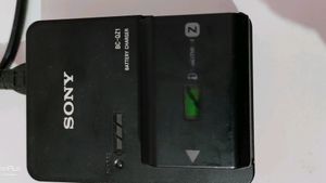 Sony Alpha  A7 Series Battery And Charger Combo