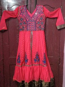 ❤️ Beautifully Embellished Kurta Set