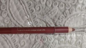 Estee Lauder Kit..(4 Products)