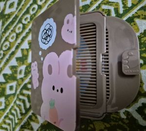 cute compact mirror with comb