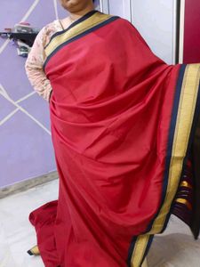 Elegant maroo Saree with Blue &amp; Gold Border wit