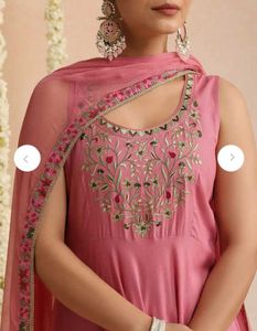 Elegant Pink Embroidered Kurta Set