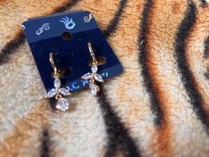 Sparkling Floral Drop Earrings