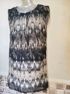 Stylish Printed Sleeveless Kurta