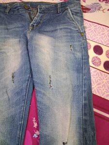 Distressed Blue Denim Jeans Waist 32 inch