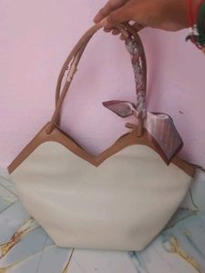 Chic White & Tan Shoulder Bag