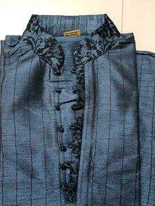 Stylish Grey Striped Kurta Set