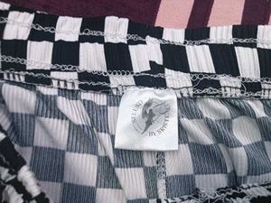 pyjama with strings and rubber