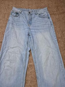 light wash denim wide leg jeans ◇