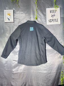 Men's Black Zip-Up Jacket
