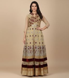 Elegant Embroidered Kurta Set with Pants