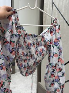 Cute floral top