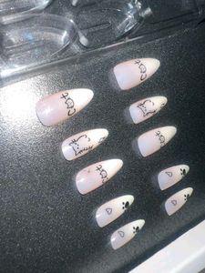 Savana Cute Cat &amp; Paw Press-On Nails Set of 10